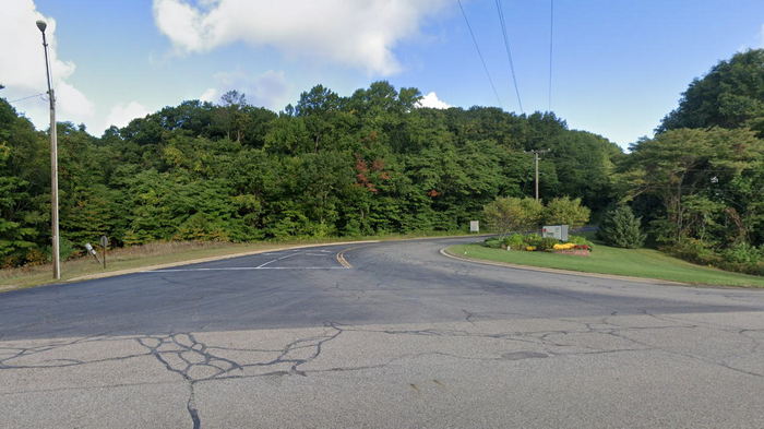 Palisades Nuclear Generating Station - Entrance Off Of Blue Star Hwy (newer photo)